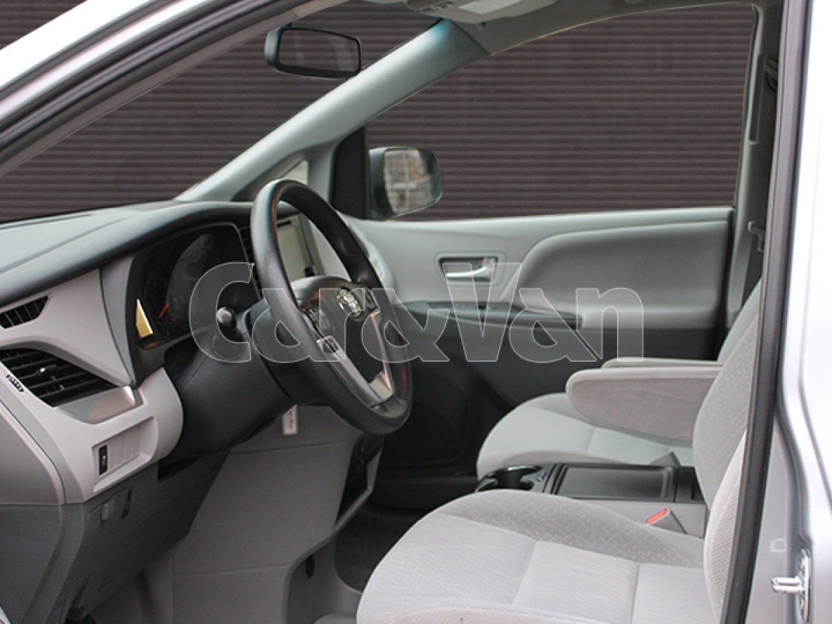 Toyota Sienna